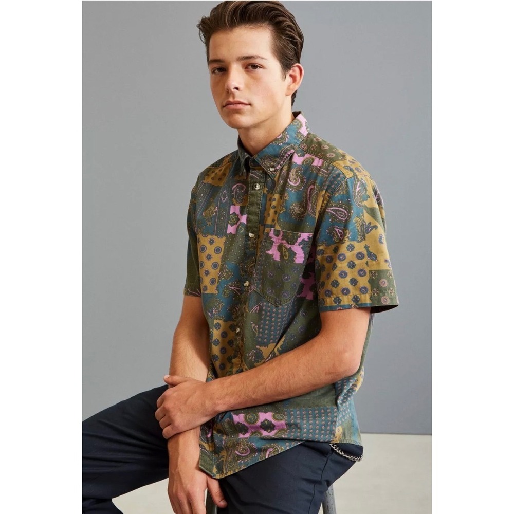 Urban Outfitters Mens Patchwork Paisley Short Sleeve Button‎ Down Shirt M